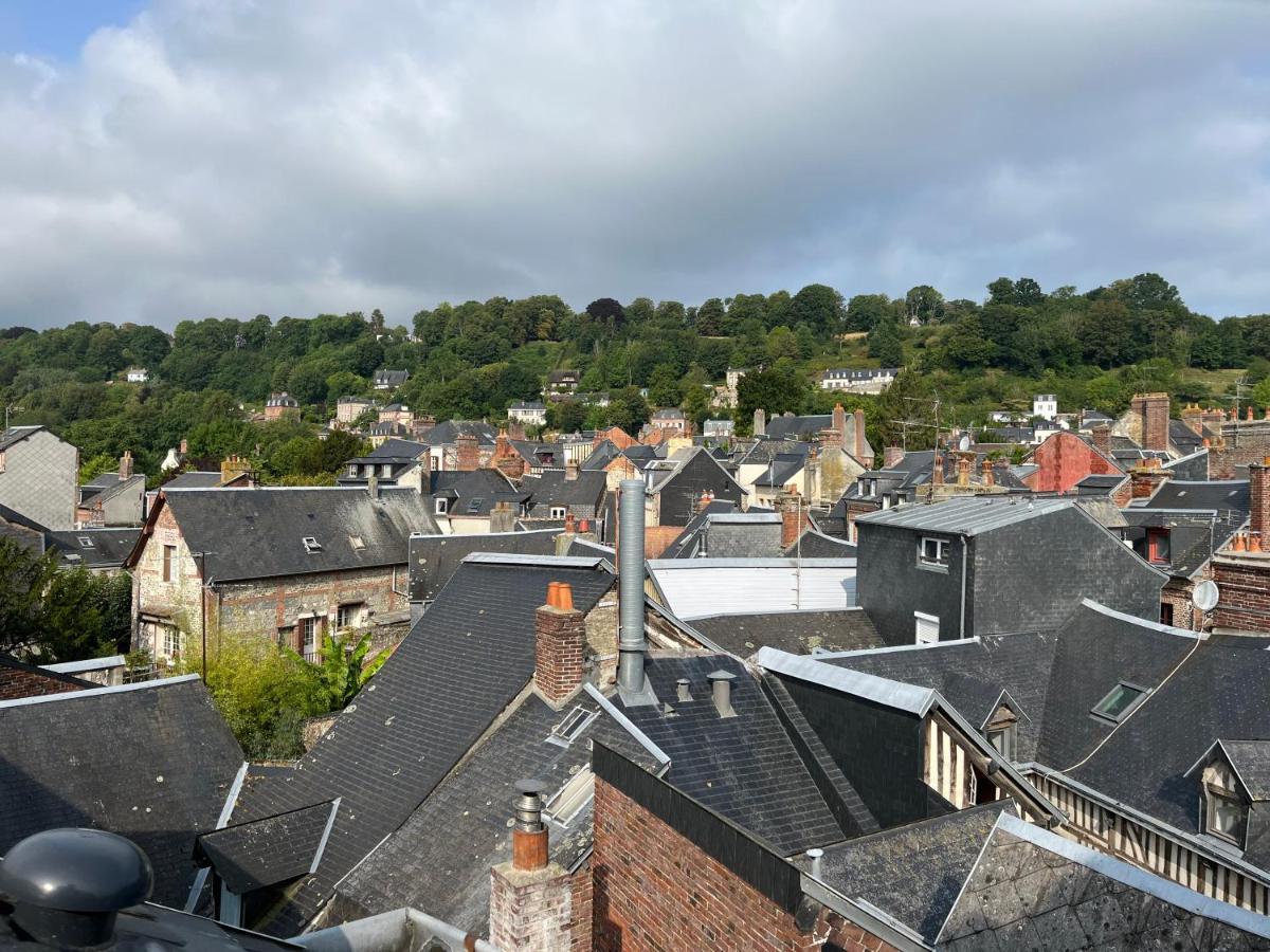 Sur Les Toits De Apartment