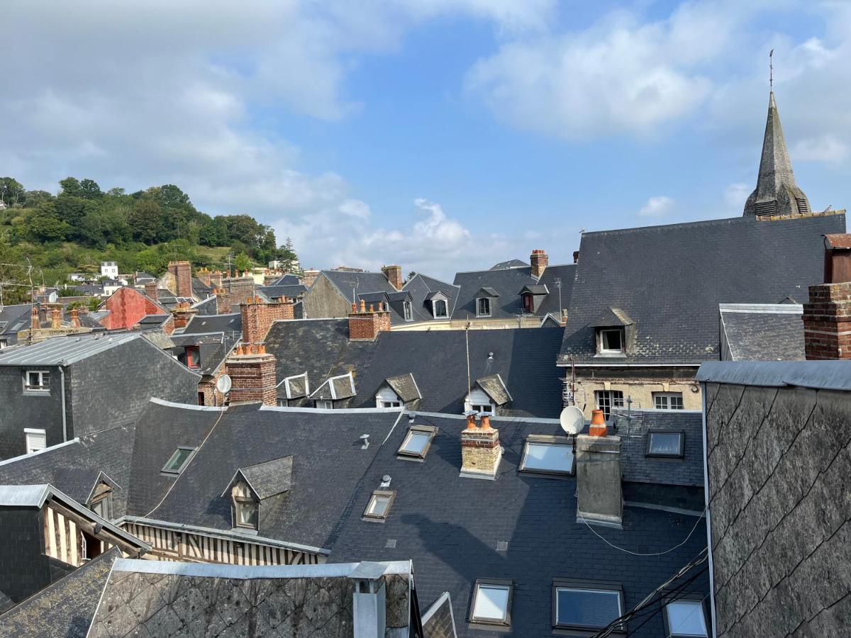 Sur Les Toits De Apartment *